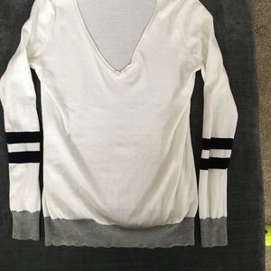 JCrew v neck sweater